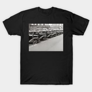 Automobiles in Omaha, 1938. Vintage Photo T-Shirt